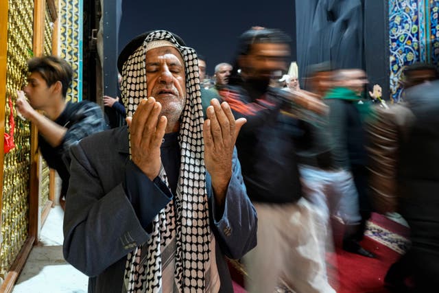 Pilgrims mark death of revered Muslim imam with Baghdad procession