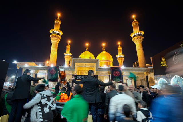 Pilgrims mark death of revered Muslim imam with Baghdad procession