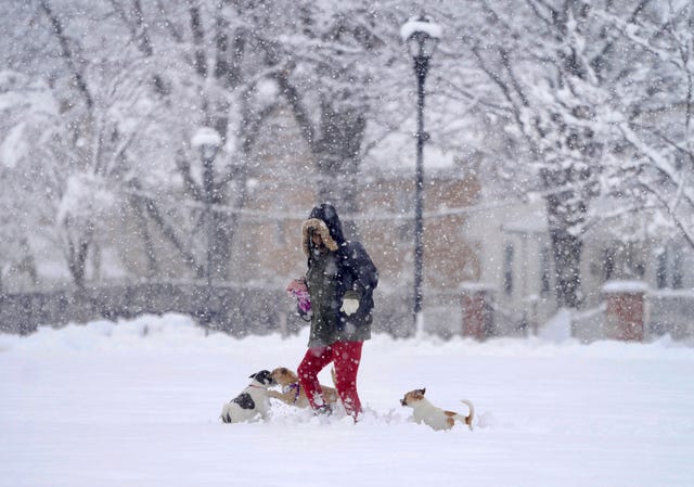 Heavy snow