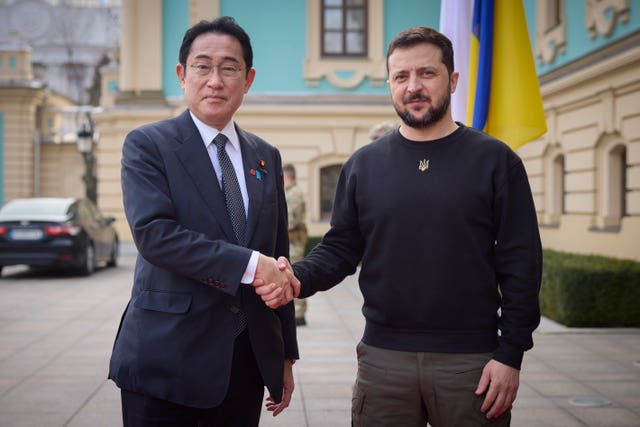 Japanese prime minister Fumio Kishida and Ukrainian president Volodymyr Zelensky during their meeting in Kyiv