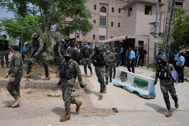 Police outside court in Islamabad