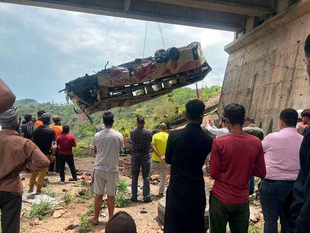 India Kashmir Bus Crash