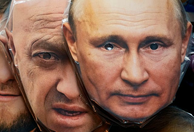 Putin and Prigozhin masks