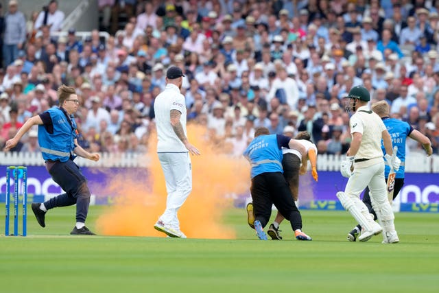 Protesters disrupt the second Test