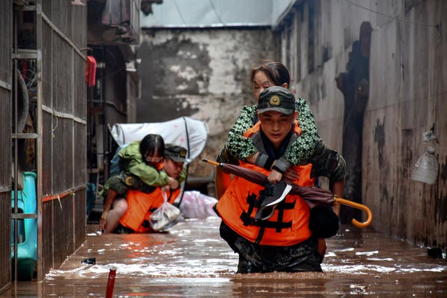 15 killed by floods in south-western China