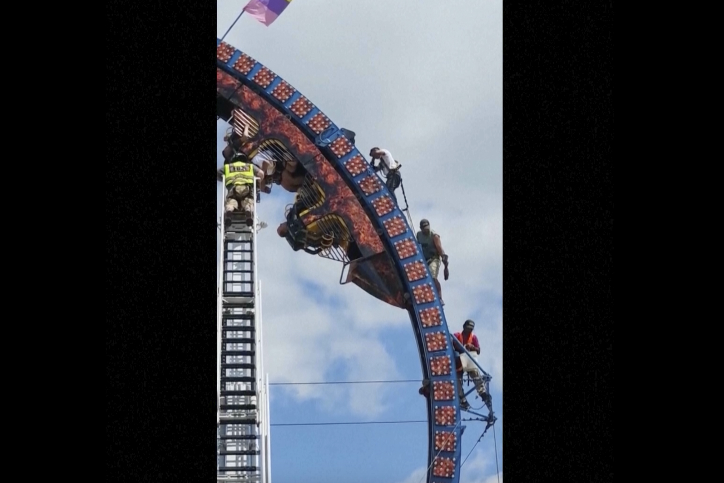 Riders Trapped Upside Down For Hours On Rollercoaster | Bradford ...