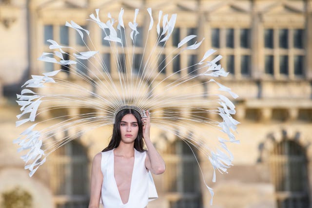 France Haute Couture Fashion F/W 2024 Valentino