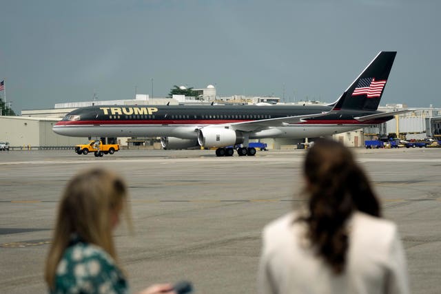 Donald Trump's plane arriving in Washington