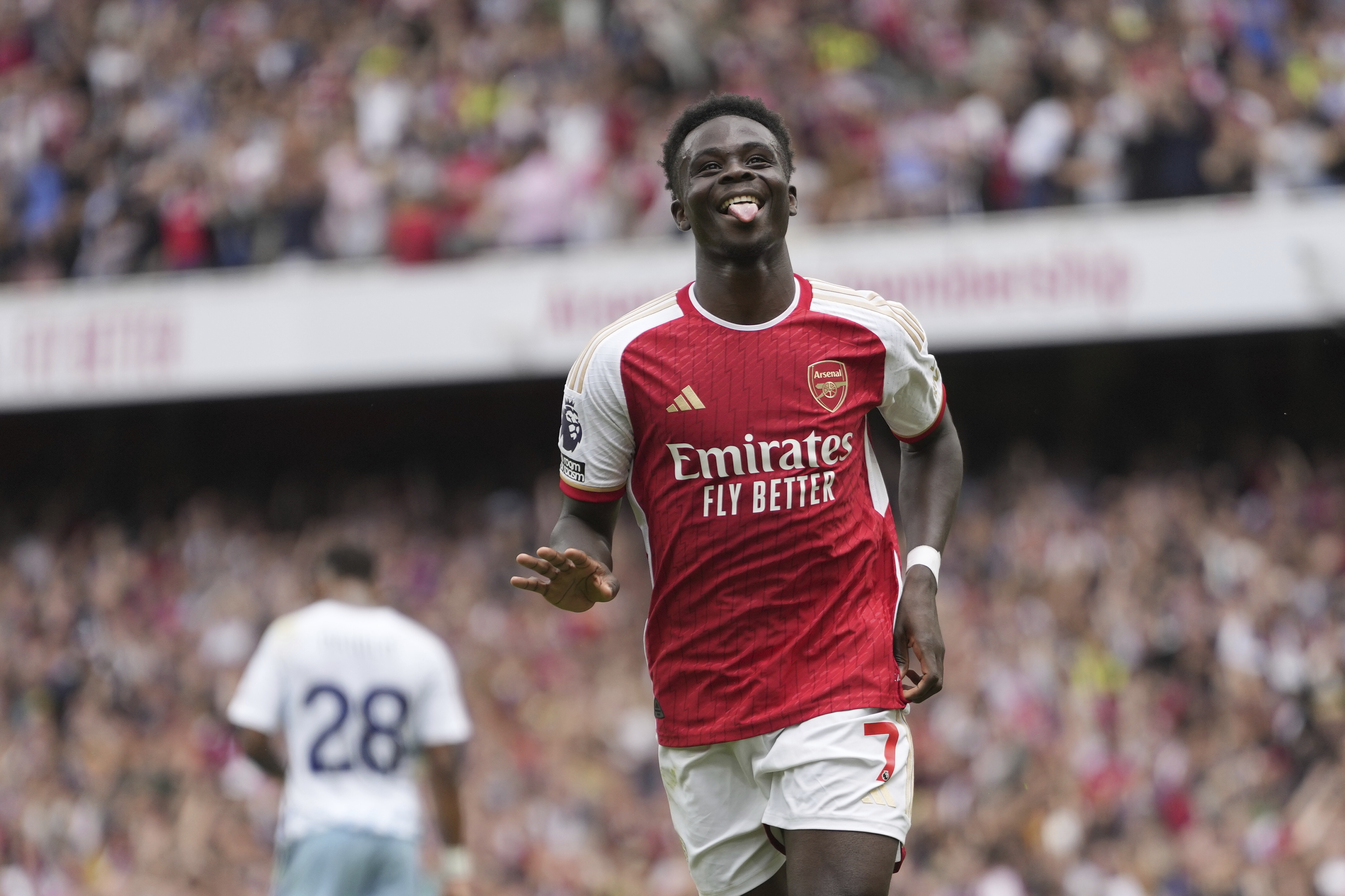 Bukayo Saka Keen To Improve After Winning England Men’s Player Of The ...