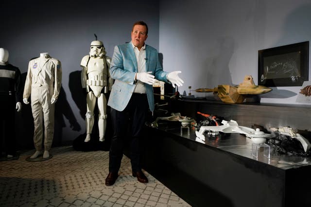 Hollywood Model Maker Auction