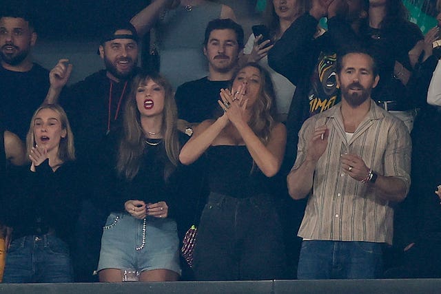 Taylor Swift, second from left, Blake Lively, second from right, and Ryan Reynolds 