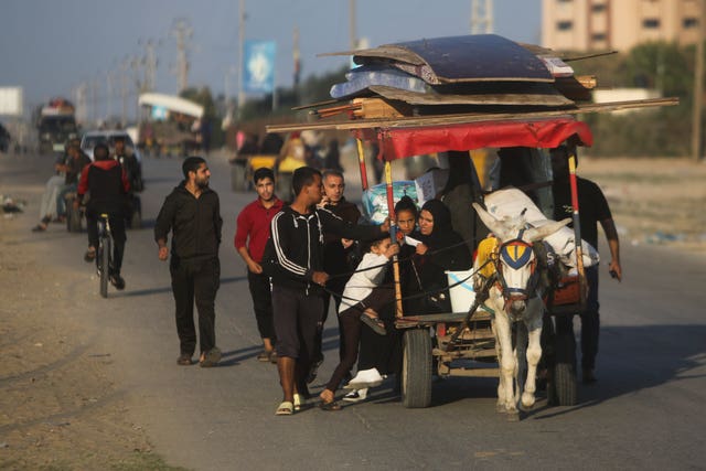 Palestinians flee the Israeli ground offensive in Khan Younis