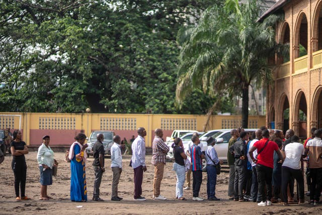 Congo elections queue