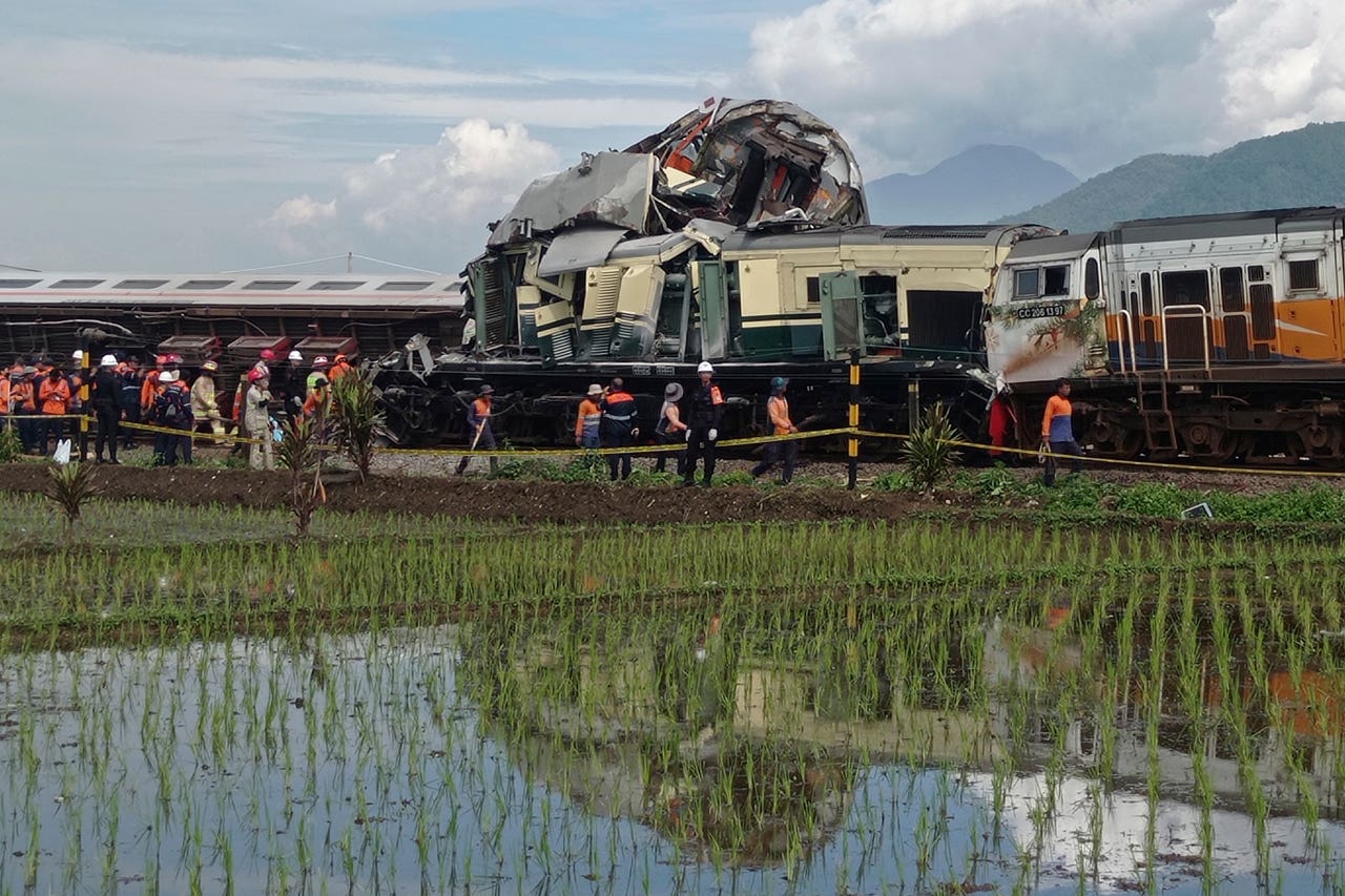 At least four people killed in train collision in Java | LBC