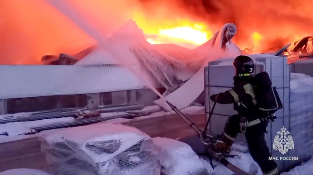 St Petersburg warehouse fire