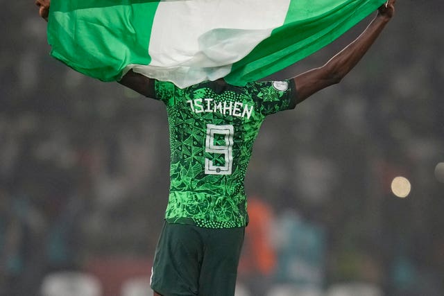 Victor Osimhen celebrates Nigeria's victory