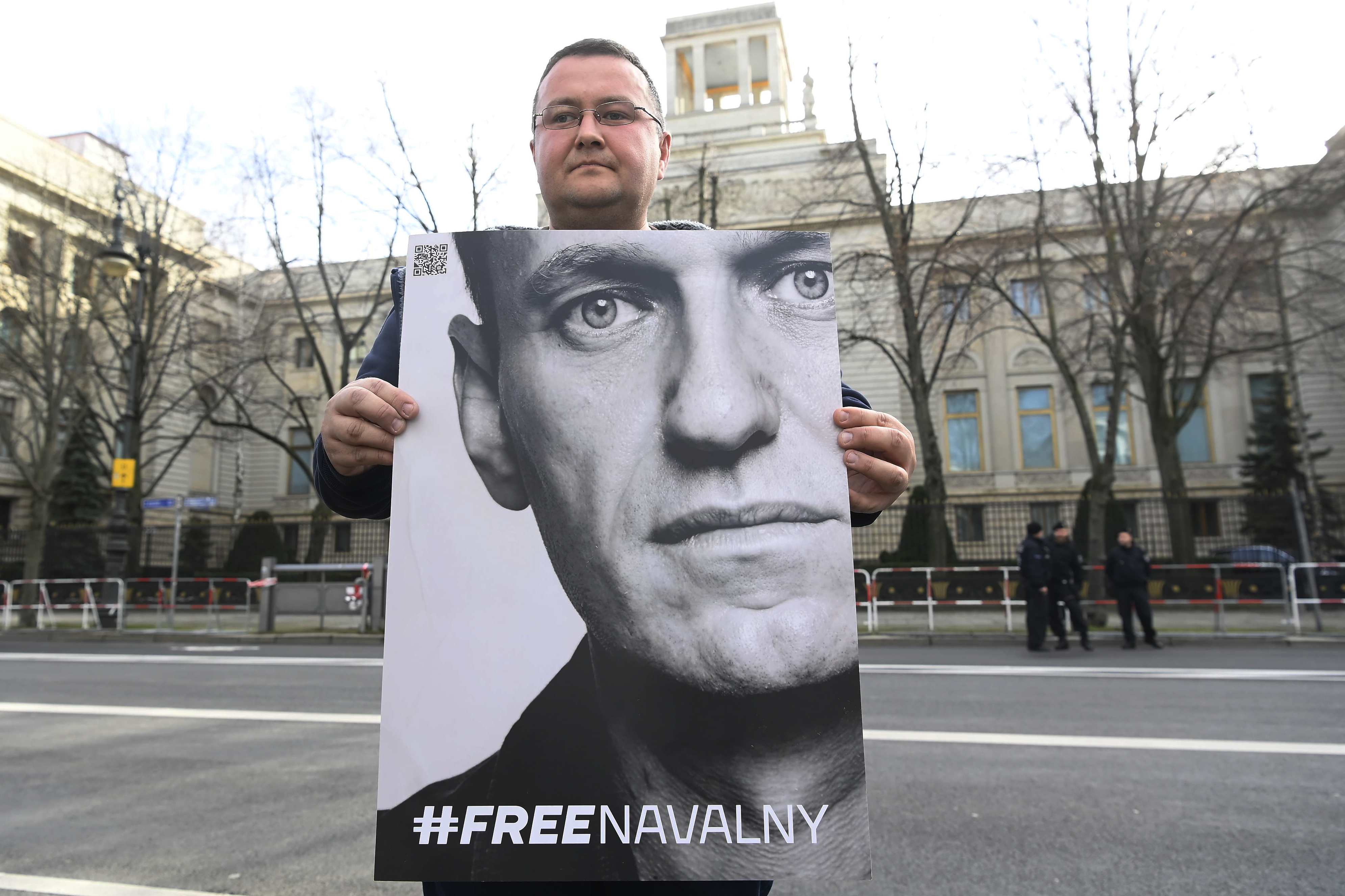 World Leaders Blame Vladimir Putin For Death Of Critic Alexei Navalny ...