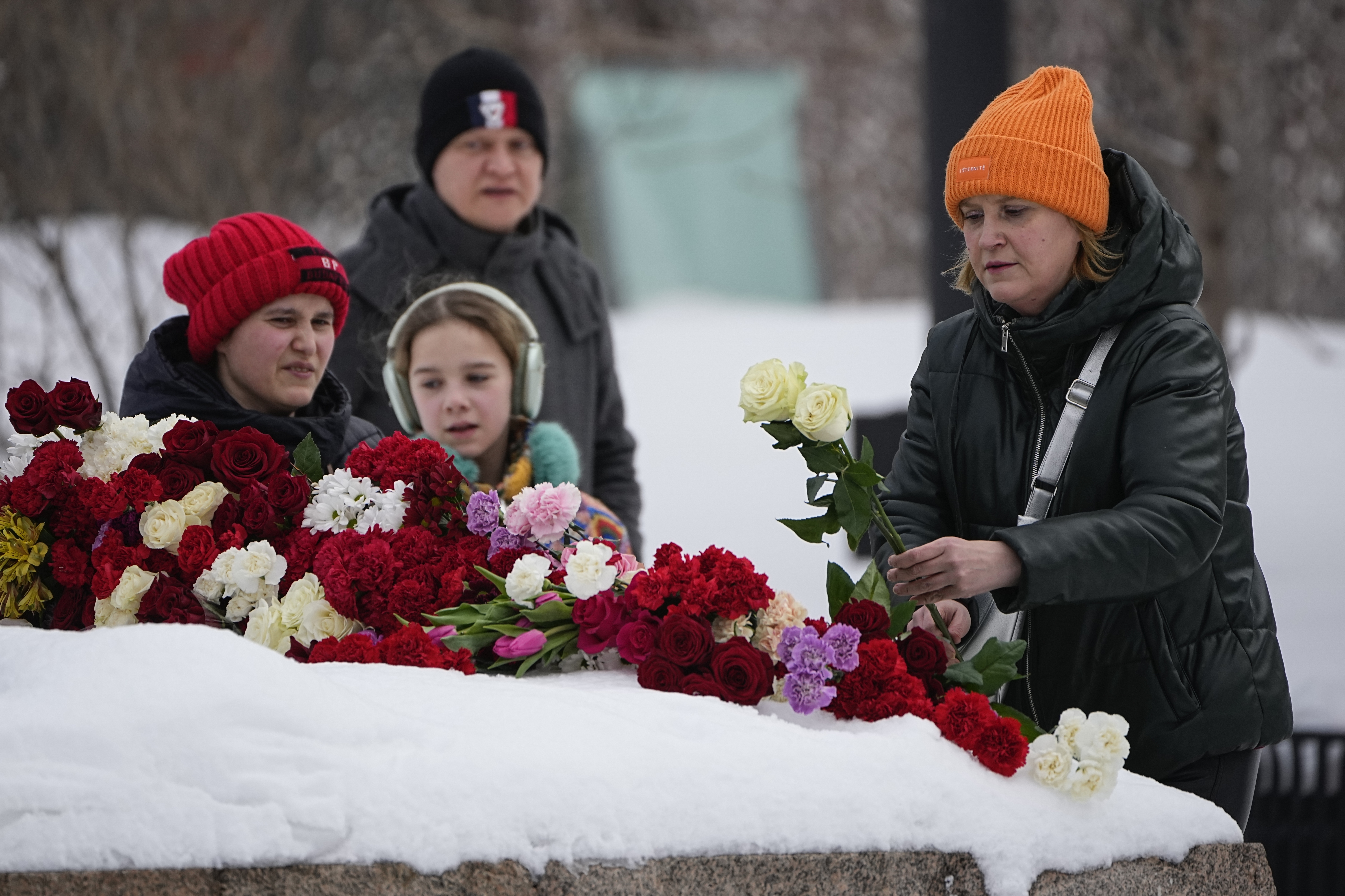 Alexei Navalny’s Widow Vows To Continue His Fight Against Kremlin ...