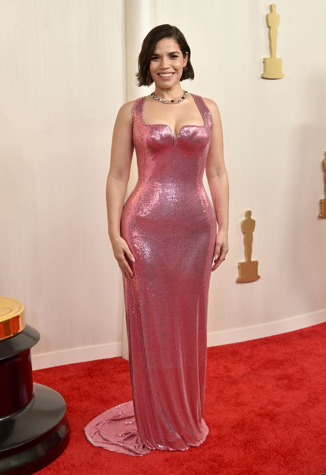 Zendaya, Margot Robbie and Emily Blunt lead sparkling Oscars red carpet ...
