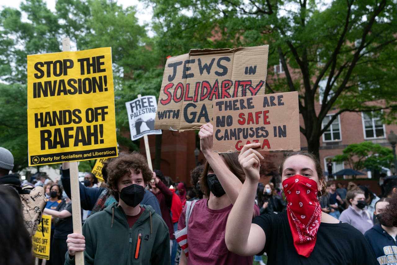 Pro-Palestinian protesters at Columbia University settle in for 10th ...