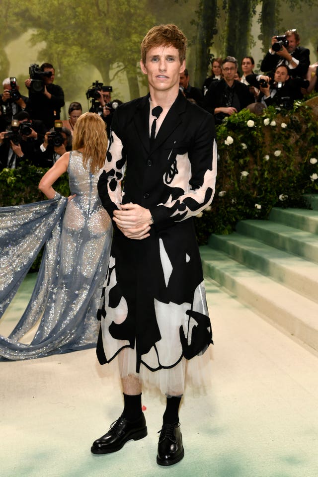 Eddie Redmayne leads British stars in bold looks at Met Gala The Leader