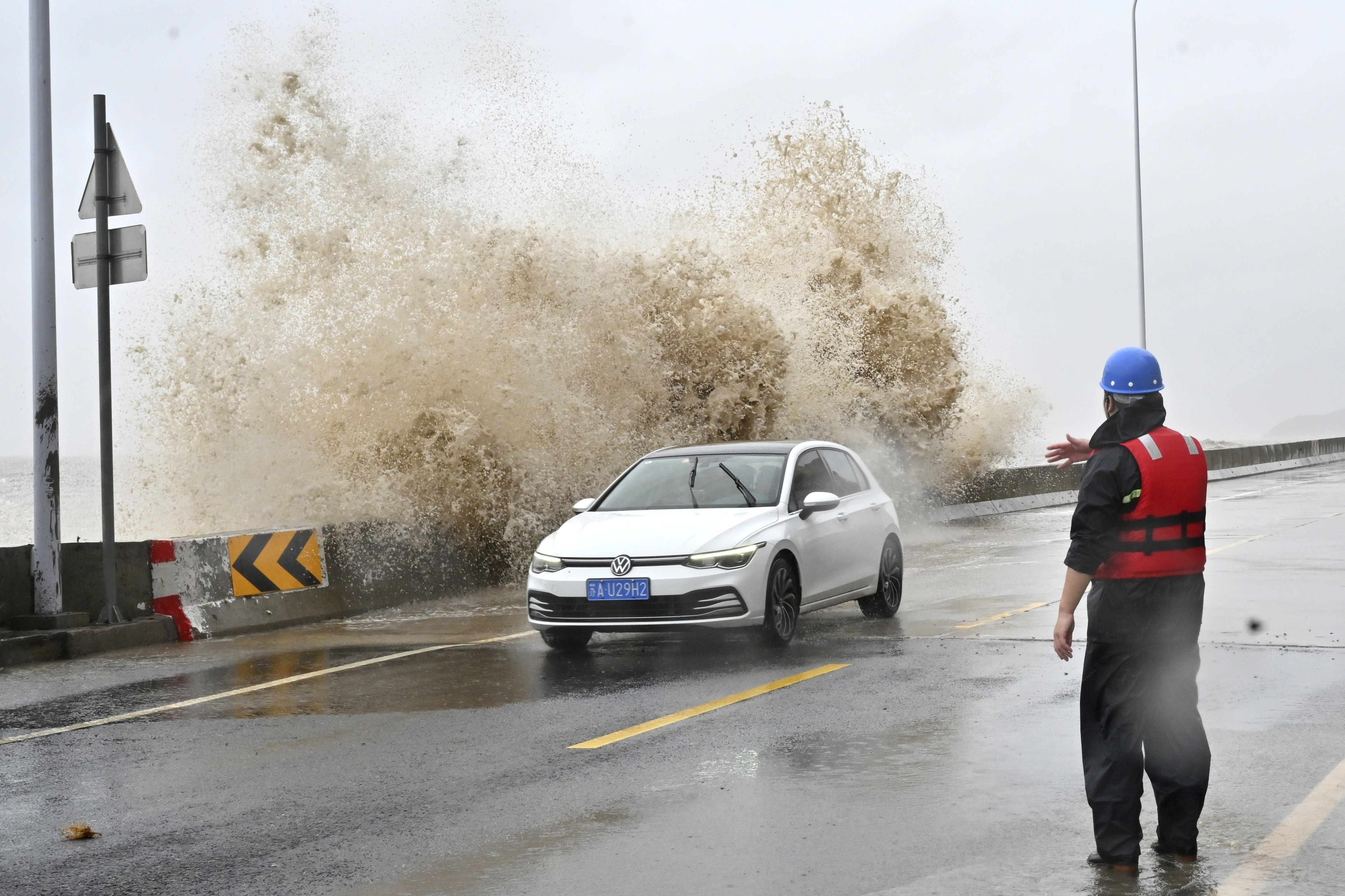 Typhoon Gaemi Hits China After Leaving 25 Dead In Taiwan And ...