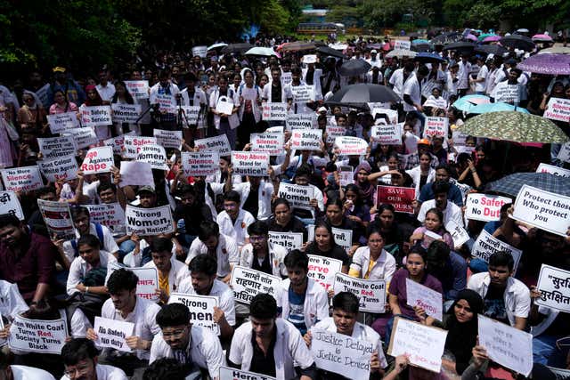 Resident doctors and medical students across the city’s government hospital staged a protest over the rape and murder of a woman doctor at Kolkata’s RG Kar Medical College and Hospital in Mumbai, India