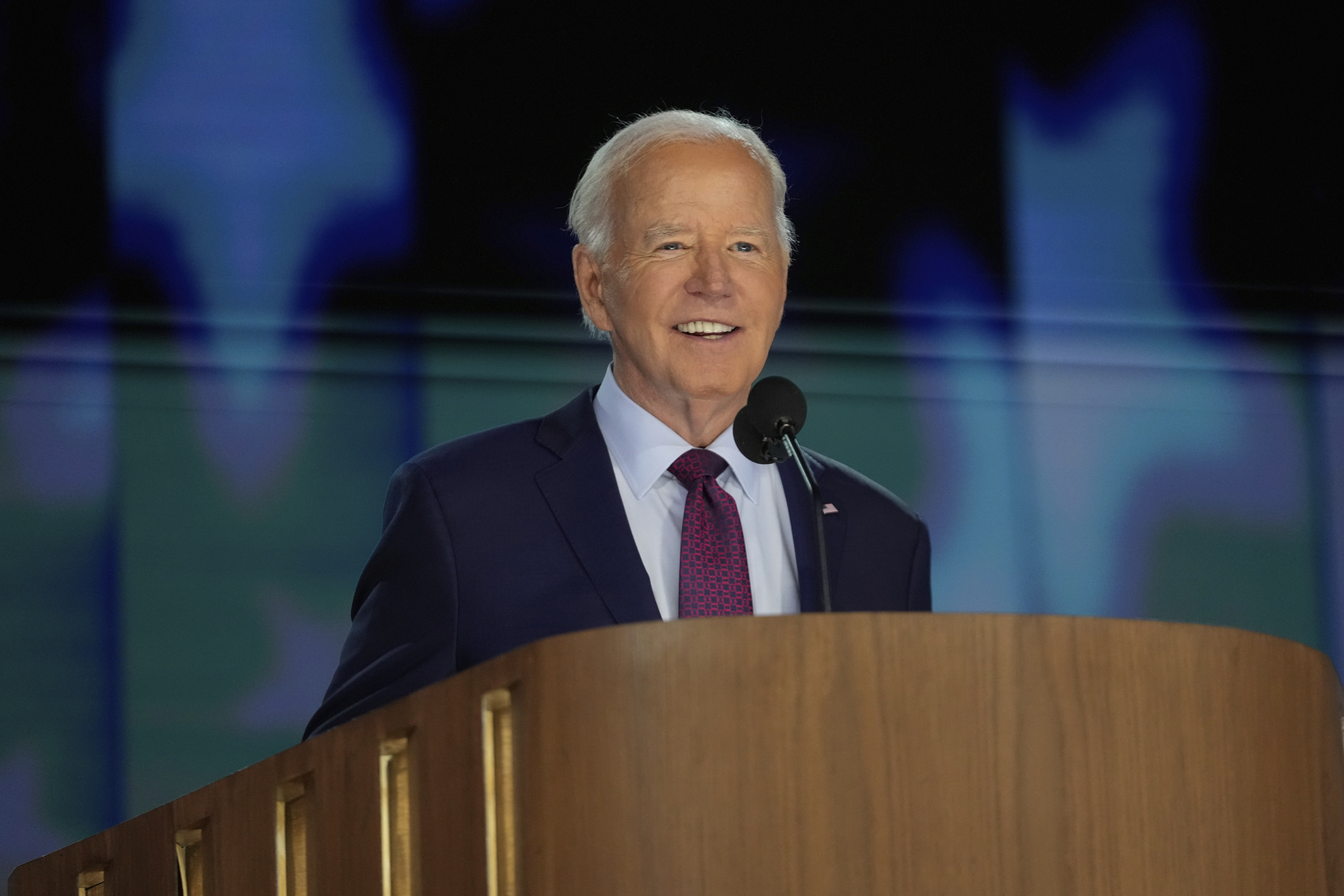 Iranian Hackers Targeted WhatsApp Accounts Of Biden, Trump Staffers ...