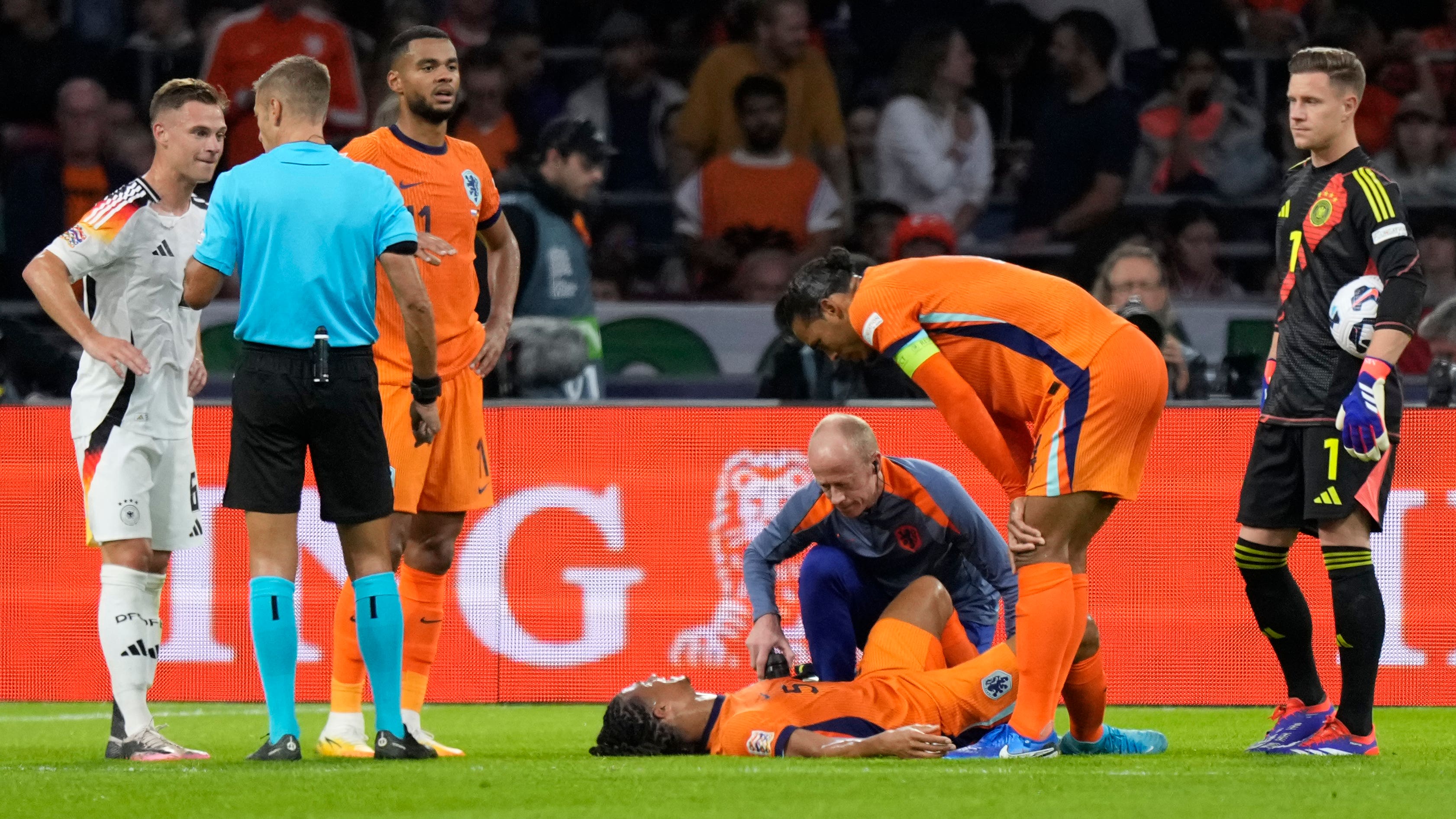 Nathan Ake carried off as Netherlands and Germany draw in Amsterdam