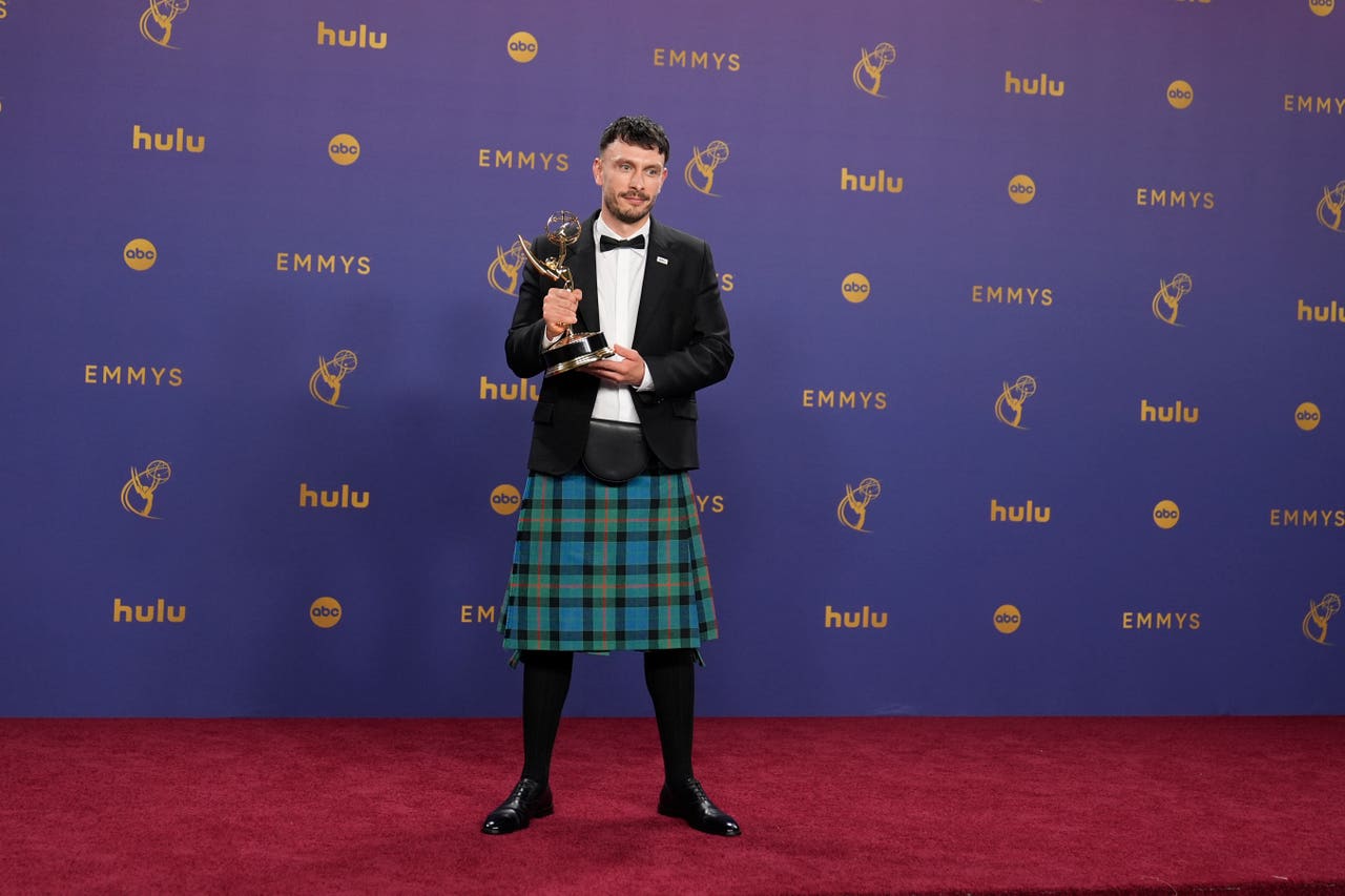 Richard Gadd encourages perseverance after Emmy win for Baby Reindeer