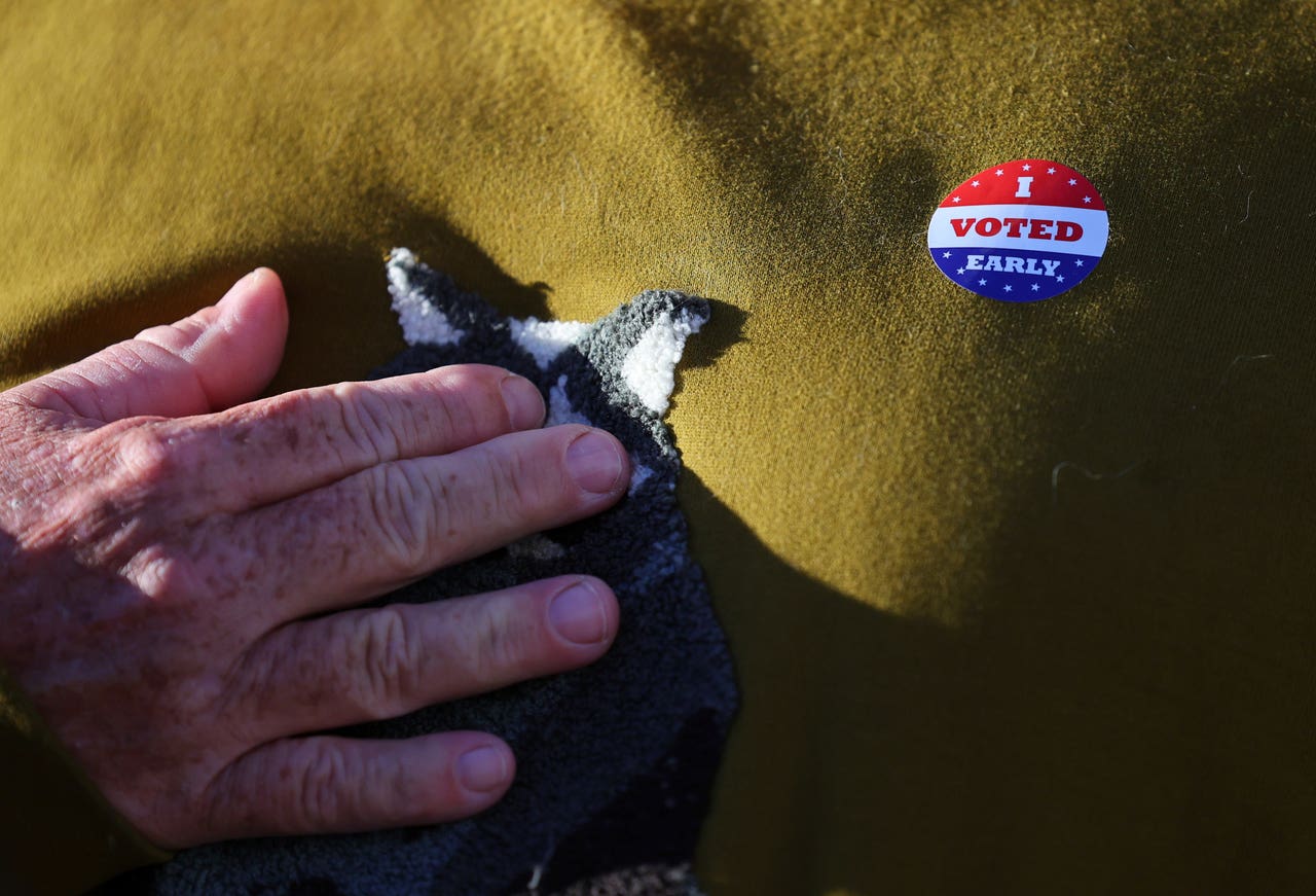 First inperson votes cast in US presidential election Jersey Evening