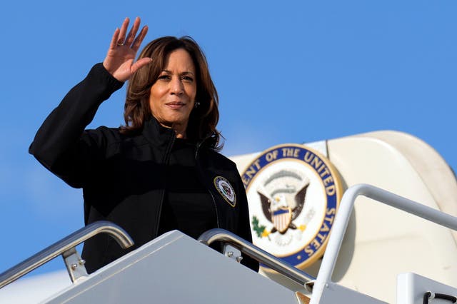 Kamala Harris boarding Air Force Two