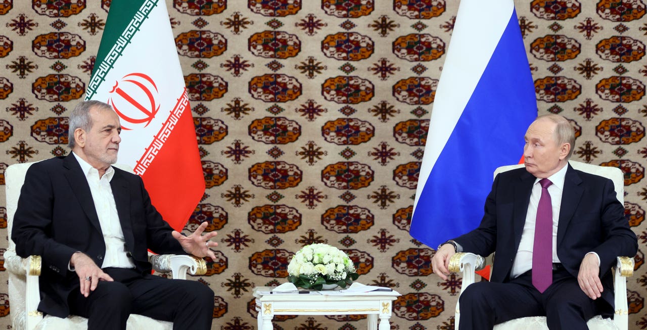 Russian and Iranian presidents meet as concerns grow over Middle East