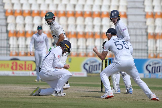 Shan Masood edges to Ollie Pope