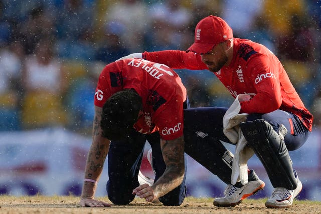 Reece Topley down on the pitch