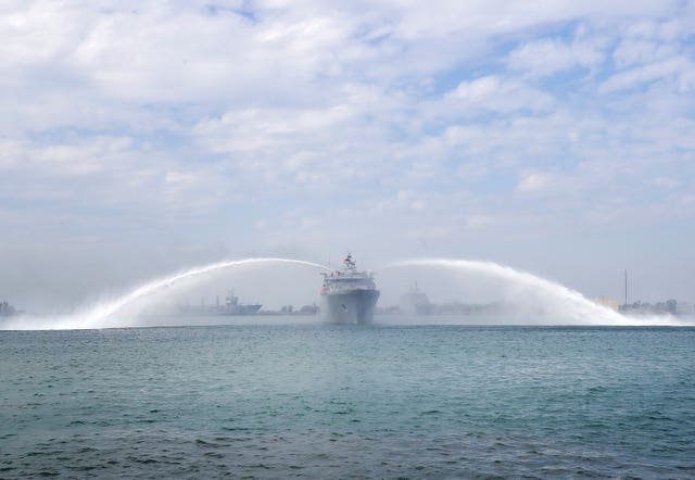 A Da Wu-class rescue and salvage ship during a drill in Kaohsiung City, Southern Taiwan 