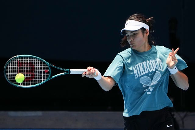 Emma Raducanu in practice in Melbourne 