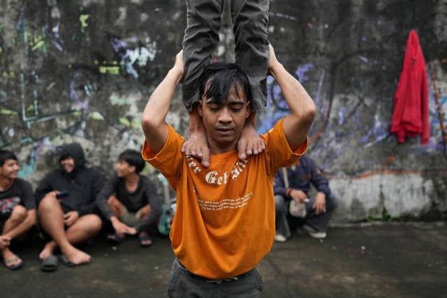 Indonesia New Year Dragon Dance Photo Gallery