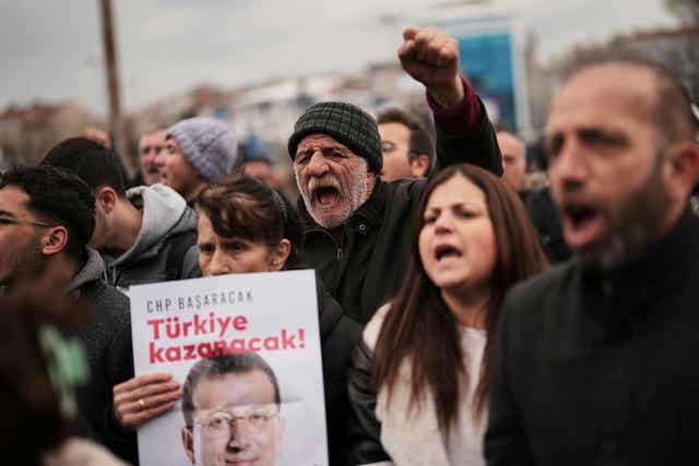 Protesters against the arrest