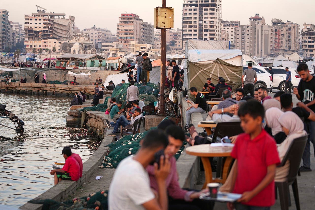 Israeli strikes on Gaza kill at least 20 as war rages on | Surrey Comet