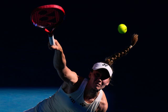 Elena Rybakina serves