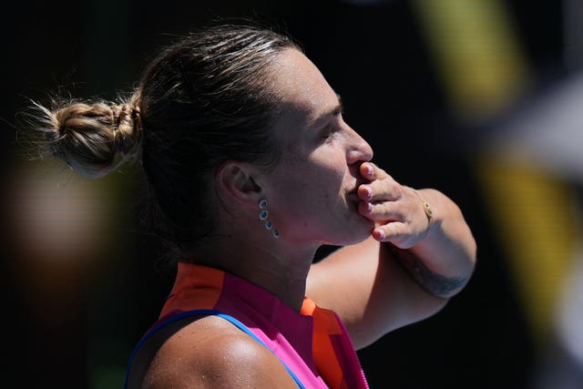 Aryna Sabalenka blows a kiss after beating Iva Jovic