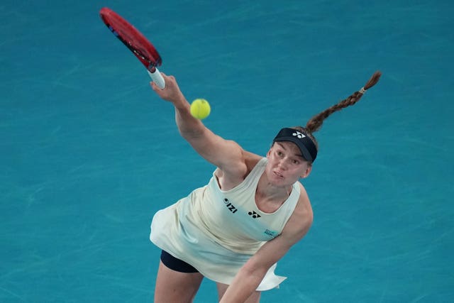 Elena Rybakina serves