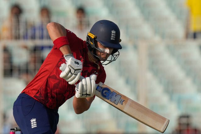 Jacob Bethell bats for England