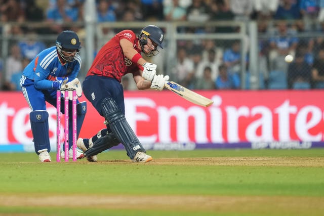 Jacob Bethell kept England in the game