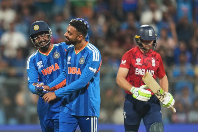 India celebrate Jos Buttler's dismissal in the T20 World Cup semi-final