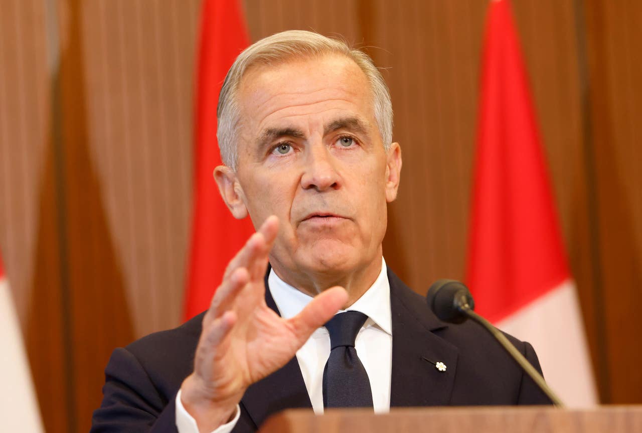 US and Canada fall deeper into trade war with new tariffs as talks ...